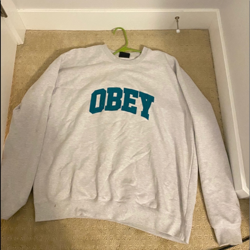 Ash grey obey crewneck hoodie